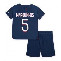 Camiseta Paris Saint-Germain Marquinhos #5 Primera Equipación Replica 2023-24 para niños mangas cortas (+ Pantalones cortos)